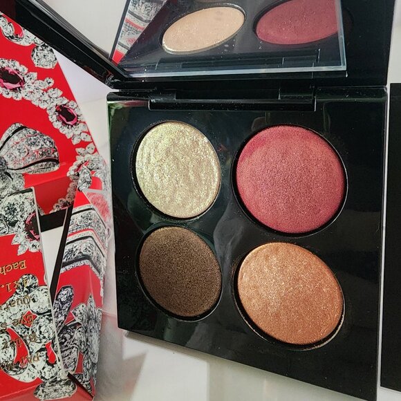 Pat McGrath Blitz Astral Quad: Iconic Illumination Eyeshadow - Picture 2 of 4